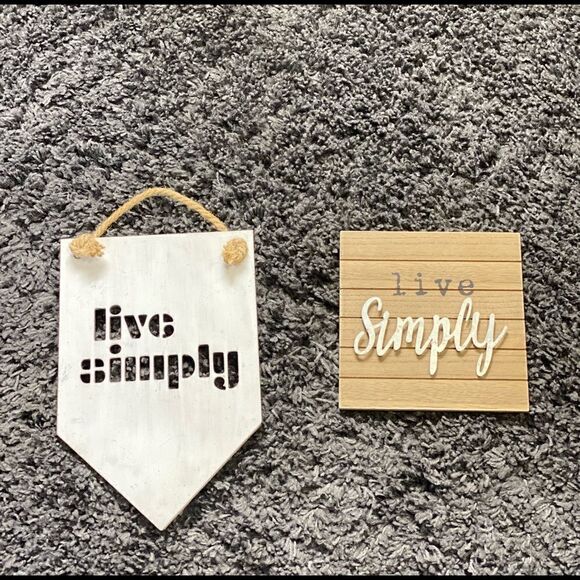 2 Piece Live Simply Wall Hanger Home Decor - Picture 1 of 5